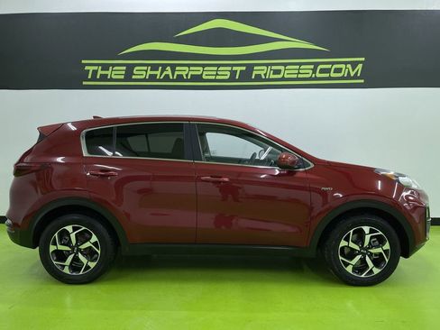 Used 2021 Kia Sportage LX image 11