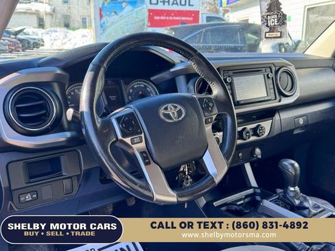 Used 2017 Toyota Tacoma SR5 w/ Tow Package image 9