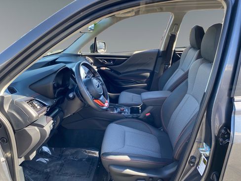 Used 2023 Subaru Forester Sport image 9