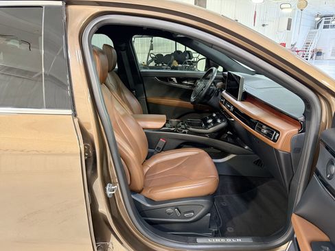 Used 2022 Lincoln Nautilus Reserve w/ Equipment Group 201A image 29