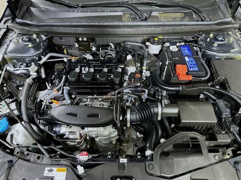 Used 2025 Honda Accord SE image 9
