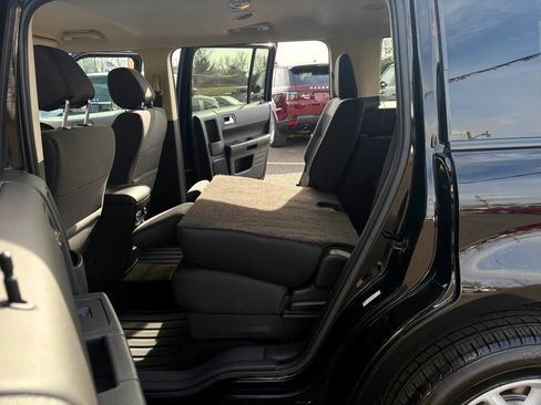 Used 2016 Ford Flex SE image 19