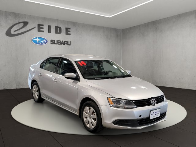 Used 2014 Volkswagen Jetta SE FWD image 1