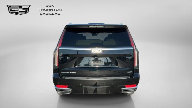 Used 2023 Cadillac Escalade Premium Luxury w/ Performance Package AWD/4WD image 4