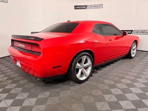 Used 2009 Dodge Challenger SRT8 w/ SRT Option Group II RWD image 6