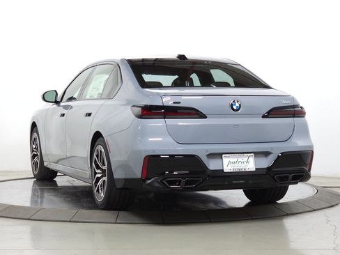 New 2026 BMW 760i xDrive w/ Executive Package AWD/4WD image 6