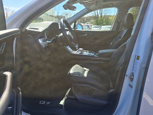 Used 2023 Audi Q7 2.0T Premium AWD/4WD image 16