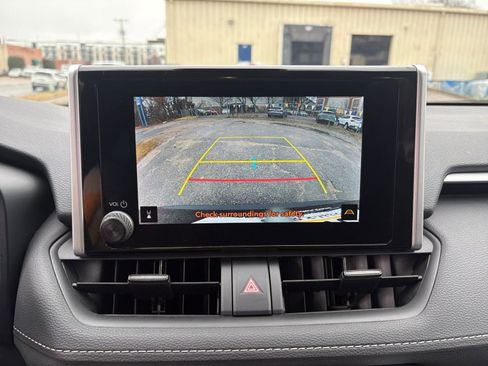 Used 2025 Toyota RAV4 LE image 17