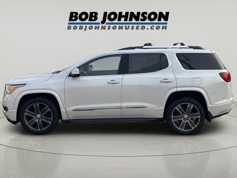 Used 2019 GMC Acadia Denali w/ Technology Package AWD/4WD image 4