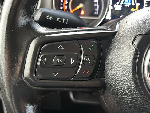 Used 2022 Jeep Wrangler Unlimited Sport image 19
