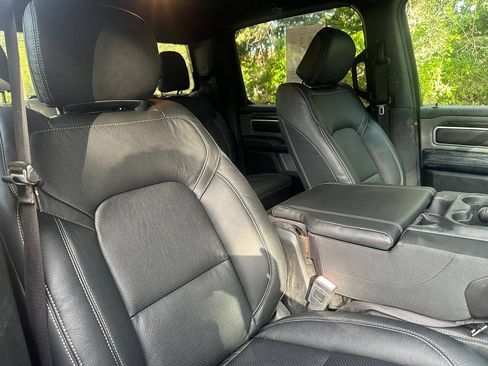 Used 2021 RAM 1500 Big Horn RWD image 16