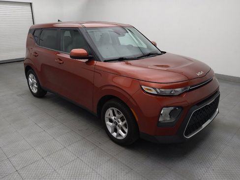 Used 2022 Kia Soul LX w/ Technology Package FWD image 11