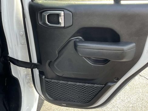 Used 2025 Jeep Wrangler Unlimited Sport AWD/4WD image 20