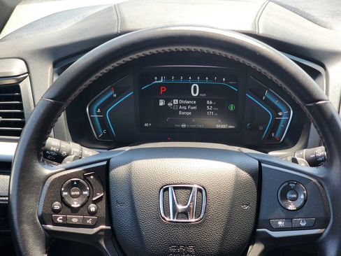 Used 2023 Honda Odyssey Sport image 11