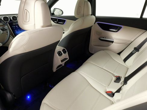 Used 2024 Mercedes-Benz C 300 4MATIC Sedan image 56