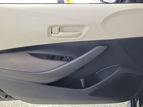 Used 2024 Toyota Corolla LE image 21