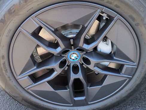 Certified 2024 BMW iX xDrive50 w/ Convenience Package AWD/4WD image 13