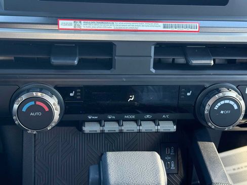 New 2025 Toyota Tacoma TRD Off-Road image 15