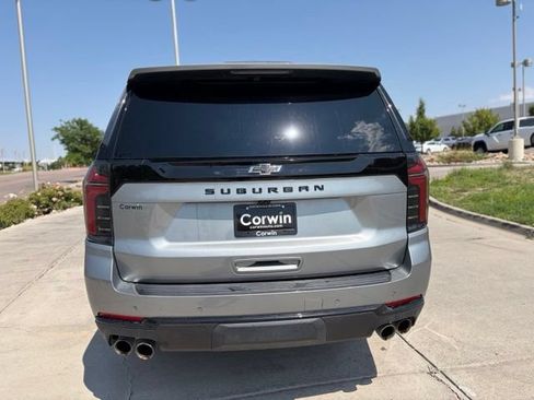 Used 2025 Chevrolet Suburban Z71 AWD/4WD image 7
