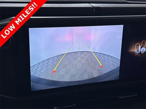 Used 2024 Jeep Wrangler Sport S image 15