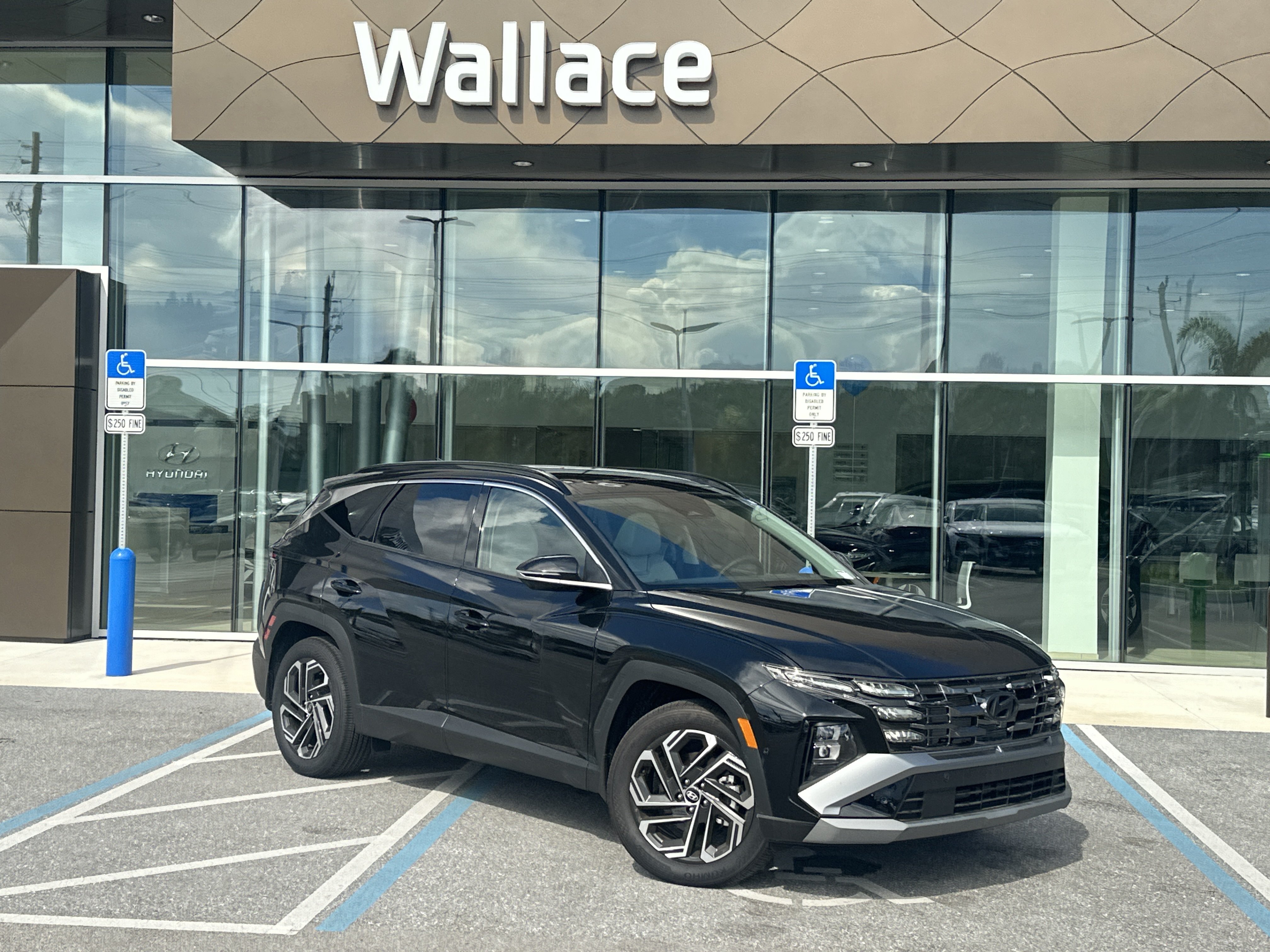 New 2026 Hyundai Tucson Limited FWD image 1