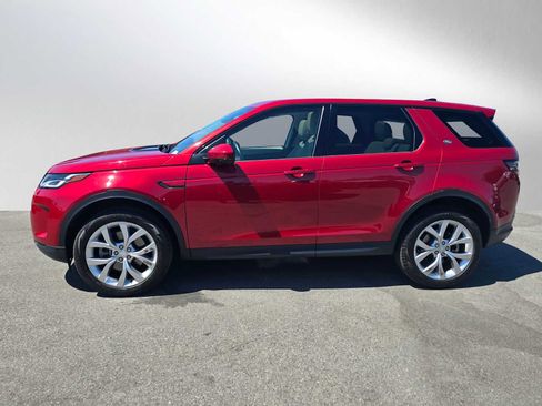 Used 2023 Land Rover Discovery Sport SE image 2