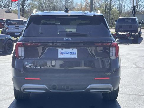 Used 2025 Ford Explorer Platinum image 6