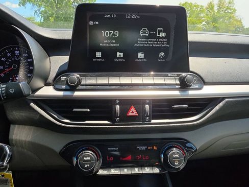 Used 2019 Kia Forte LXS FWD image 17