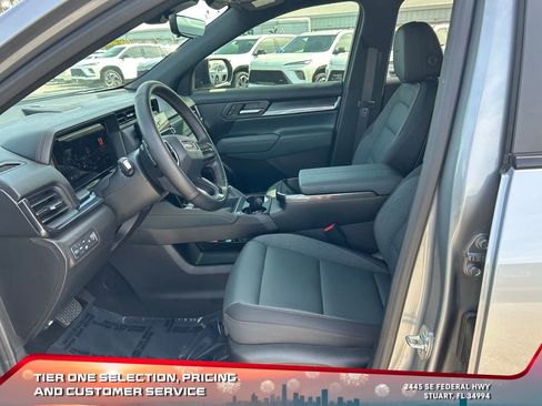 Used 2026 GMC Terrain AT4 w/ Convenience Package III image 9