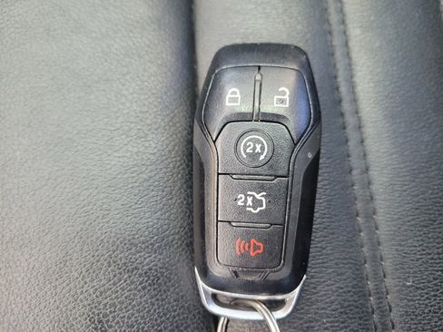 Used 2015 Ford Edge SEL w/ Equipment Group 201A image 32