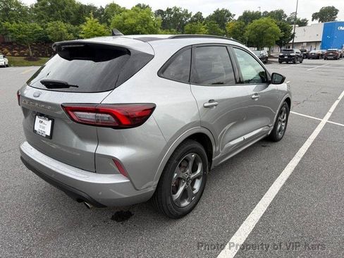Used 2023 Ford Escape ST-Line w/ Tech Pack #1 FWD image 5