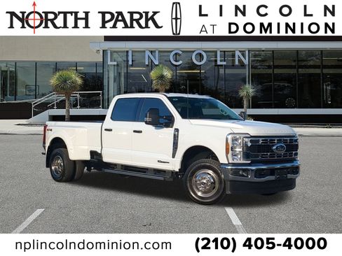 Used 2026 Ford F350 XLT image 1
