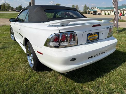 Used 1996 Ford Mustang Convertible RWD image 52