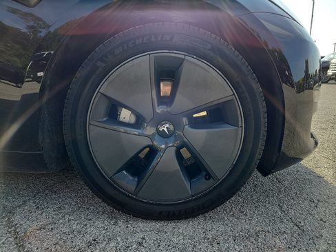 Used 2023 Tesla Model 3 Standard Range RWD image 30