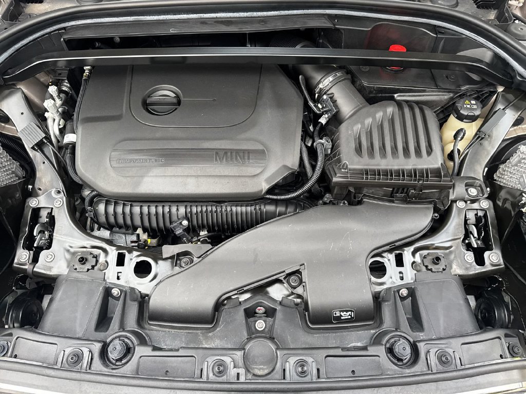 Used 2024 MINI Cooper Countryman S w/ Premium Package FWD image 23