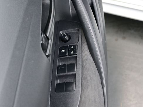 Used 2024 Toyota Corolla LE FWD image 10