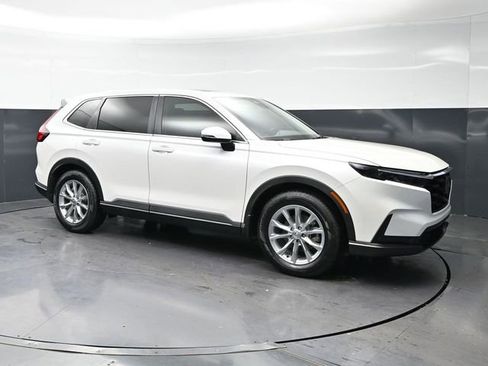 Certified 2025 Honda CR-V EX image 3