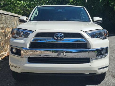 Used 2018 Toyota 4Runner Limited AWD/4WD image 5