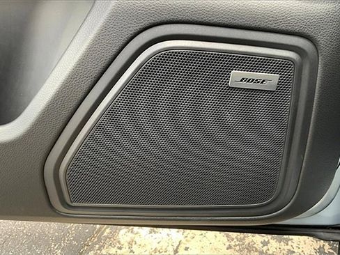 New 2025 Porsche Macan image 33