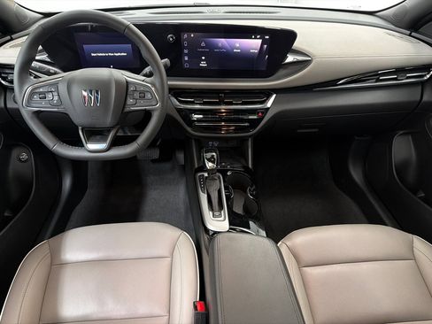 Used 2025 Buick Envista Avenir image 19
