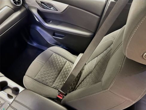 Used 2021 Chevrolet Blazer LT FWD image 21