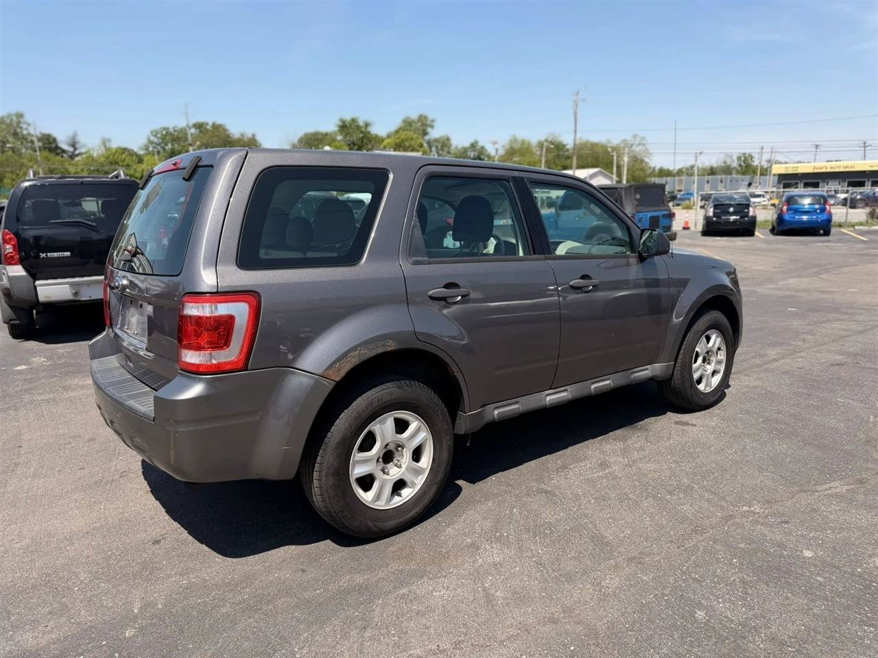 Used 2012 Ford Escape XLS FWD image 9
