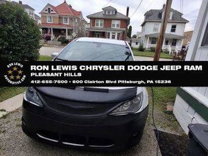 Certified 2020 Chrysler Pacifica Touring w/ S Appearance Package