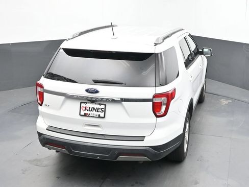 Used 2019 Ford Explorer XLT w/ Equipment Group 201A FWD image 34