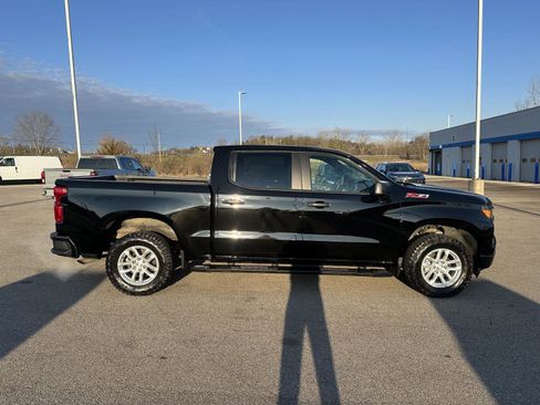 Used 2024 Chevrolet Silverado 1500 W/T w/ WT Value Package image 8