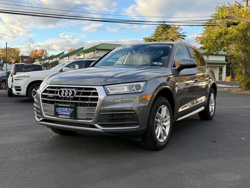 Used 2020 Audi Q5 2.0T Premium image 1