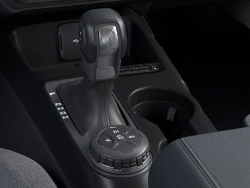 New 2025 Ford Bronco Base image 67