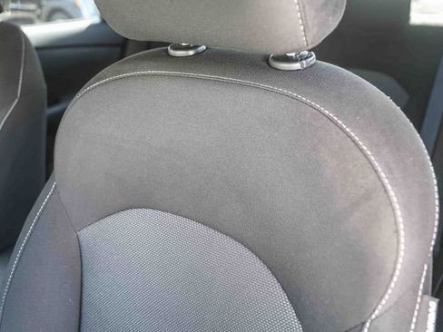 Used 2023 Kia Forte LXS image 28