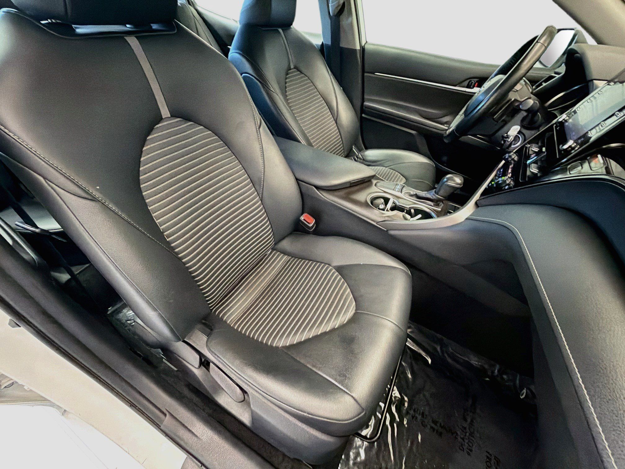 Used 2024 Toyota Camry SE FWD image 15