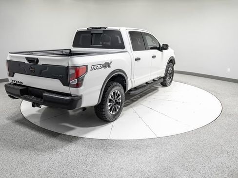 Used 2020 Nissan Titan PRO-4X w/ Pro-4x Convenience Package AWD/4WD image 33